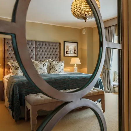 Schloessle - Small Luxury Of The World Reval
