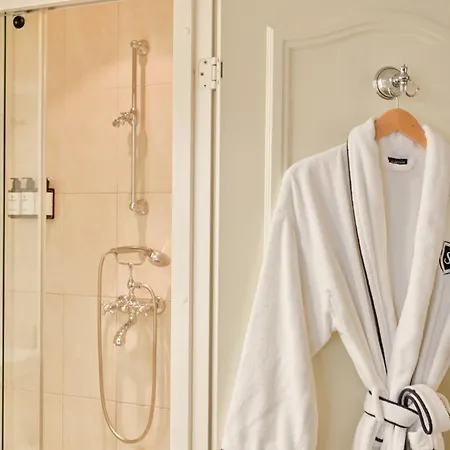Schloessle - Small Luxury Of The World Szálloda