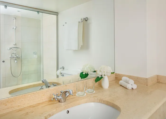 Schloessle - Small Luxury Of The World Hotell 5*