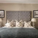Schloessle - Small Luxury Of The World Hotel Tallinn