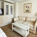 Hotel Schloessle - Small Luxury Of The World Tallinn