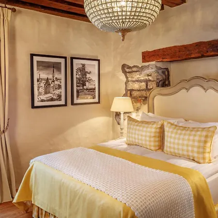 Schloessle - Small Luxury Of The World