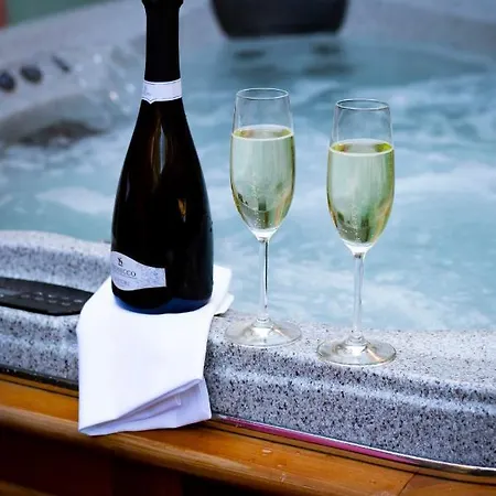 Schloessle - Small Luxury Of The World